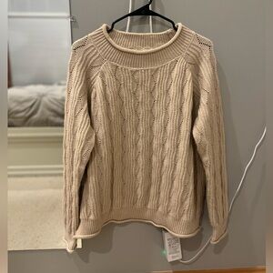 POL Sweater Size M